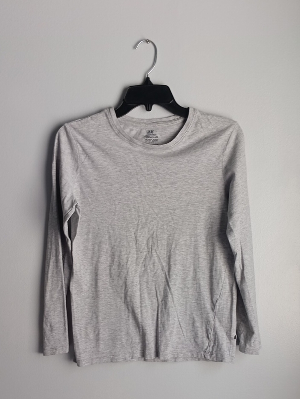 H&M Boy's Organic Cotton Light Gray Crew Neck Long Sleeve Shirt